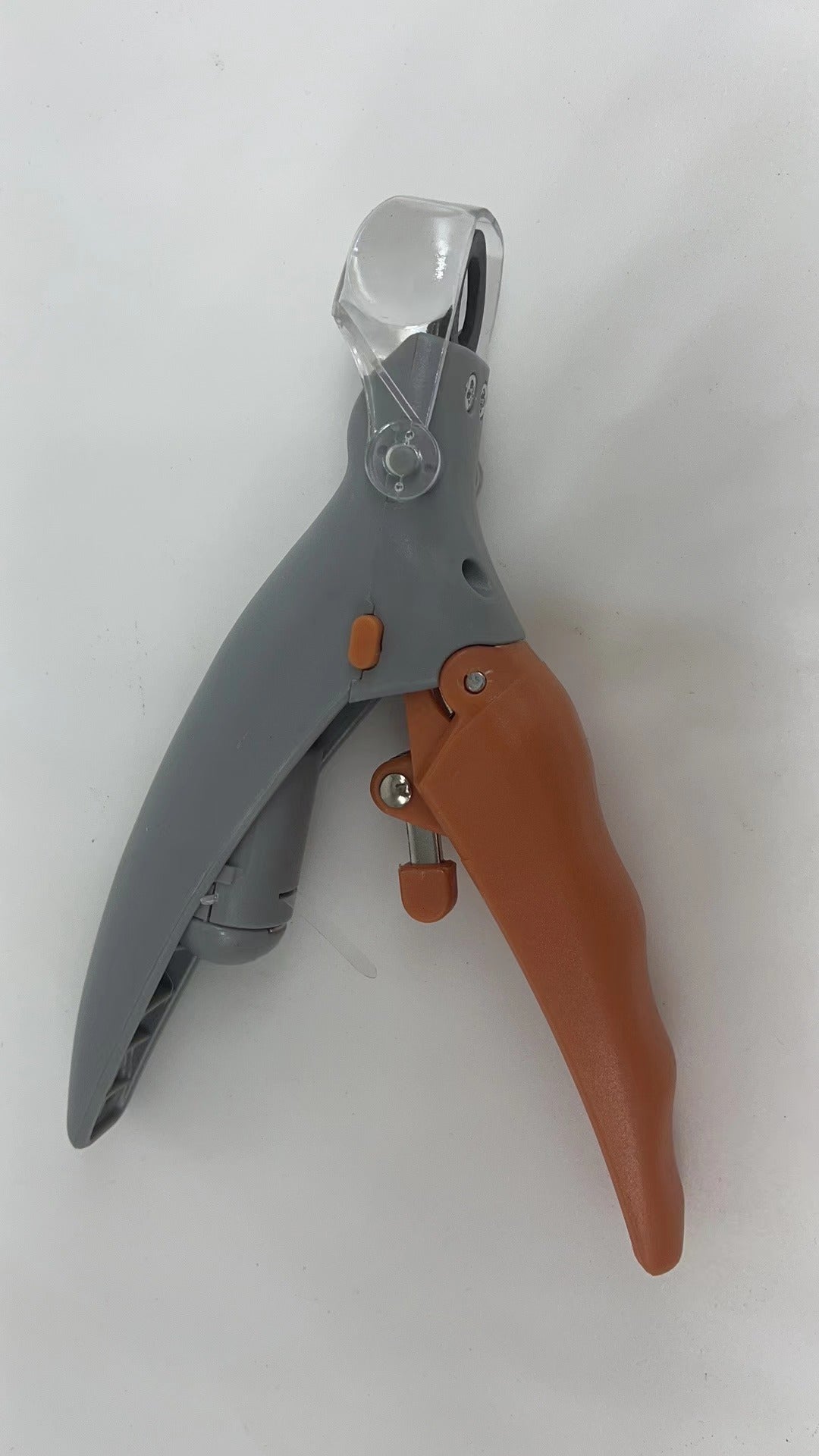 Pet Nail Clippers for Cats & Dogs – Professional Grooming Tool